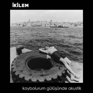 Kaybolurum Gülüşünde (Akustik)