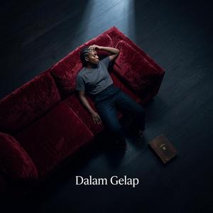 Dalam Gelap