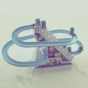 Penguin’s Slide Device