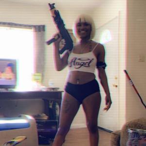 DUMB BKITCH (freestyle) (feat. 2raw)