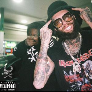 Glitchin' (feat. ManMan Savage)