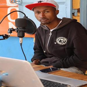 spin it Gen z (Black ghost hood boyz)