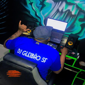 # TU VAI CER AMANTE x TA D PARABÉNS NEGUINHA