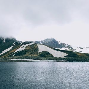 世间美好与你环环相扣