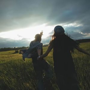 还会再见吗（再见能牵你手吗）