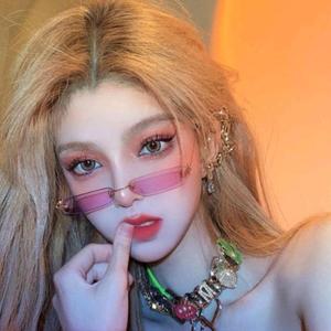 桃花开的时候就会想起一个人