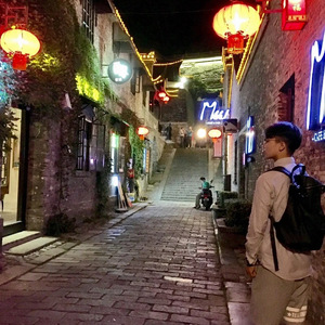 余生别再与牵挂