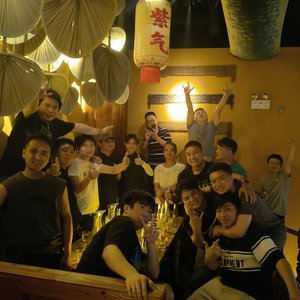 听音湖老男人与他的朋友们