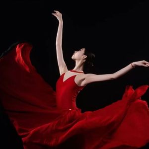 我想借晚风的手