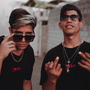 FINGIAS (feat. Shoplin & J leal)