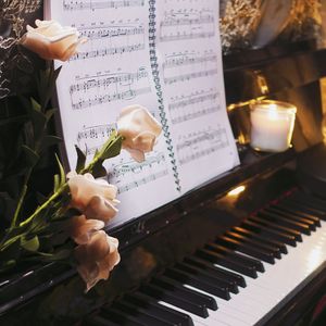 你看，天黑了（钢琴版）