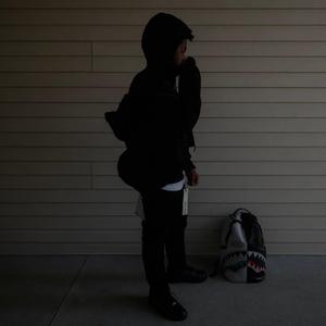 Pink Switch (feat. LiOso)