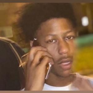 4200 (feat. MxneyMari & YungJapp)