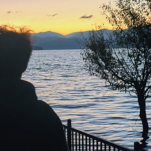 恨你落差感也念晚安