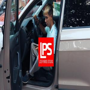 Cambios (feat. Yung Voces)