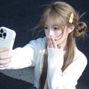 宛瑜的脸小我知道 (小芋头摇手势舞)