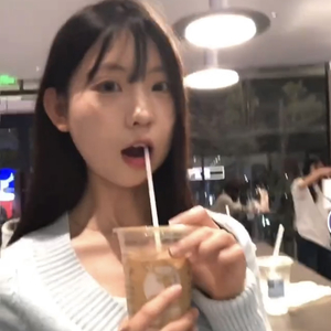 “后来的我们,只活在共同好友的听说里”