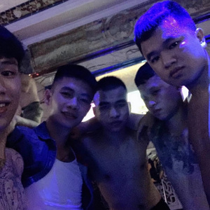 陈雅雯-情谊无需多言 贵在风雨同行（谭校长· remix）