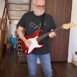 בין הרעש לשקט