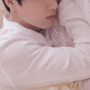 只是突然想起他 那就唱给他听好了