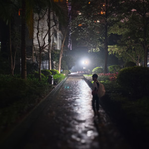 爱不在，爱不再