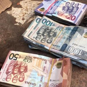 Geld für paar Gramm