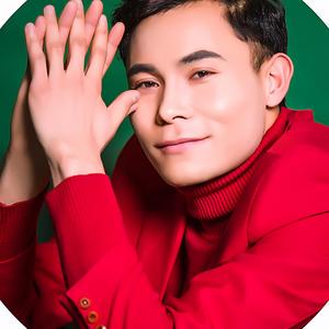 我站在草原望北京（翻自 乌兰图雅）