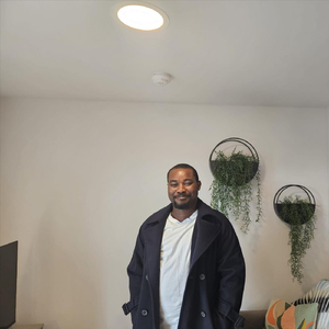 Baje Tomatoes Beat (feat. Biggy Khali)