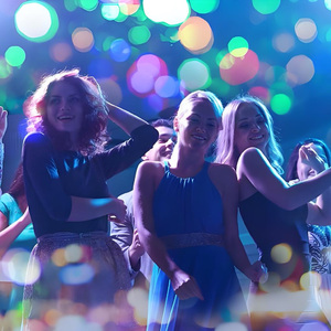 一起欢唱去腾冲