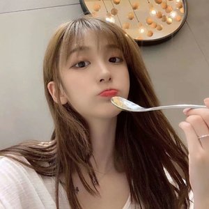 你能不能不要离开我