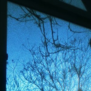 雪落在先生肩上