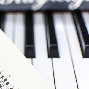 白衣天使第二版伴奏.mp3