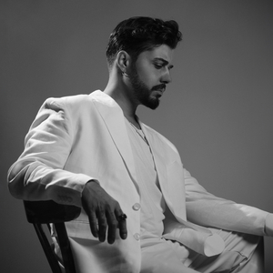 Vazgeçiyor Gibiyim