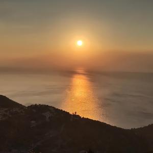 Όχι άλλο πόνο