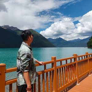 酒馆的故事_阿泰