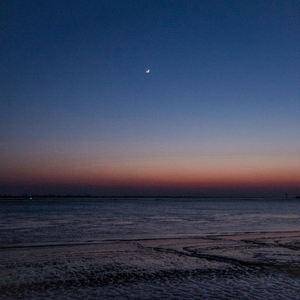 Caminado en la Orilla
