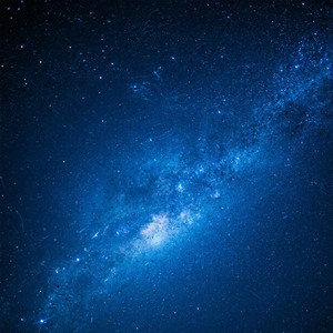 星河入梦夜深沉