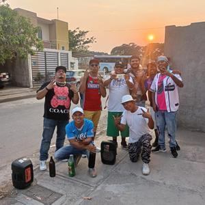 Ando bien conectao (feat. Mero Mero, Nexus, Bastardo & Draksito)