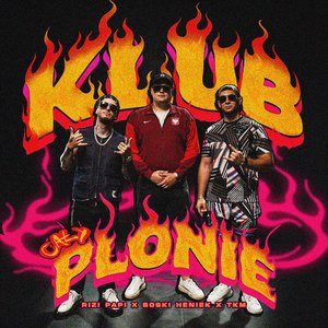 Klub cały płonie
