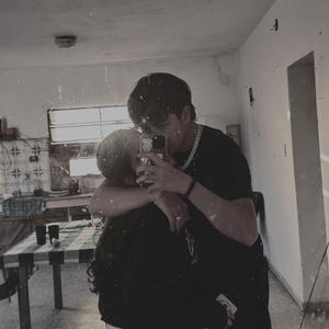 LA VUELTA (feat. pauli.nieres)