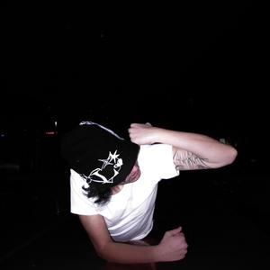 gözlerin daha güzel kafamdan