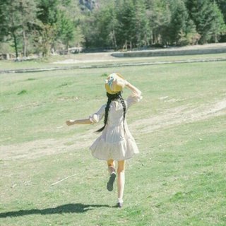 喝瓶汽水生活有希望♡