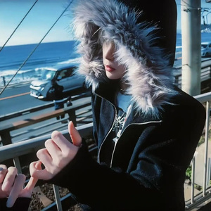 爱的痛苦与回应