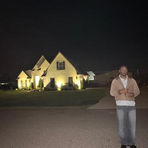 she love me, she left me, she still text me