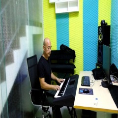 歌曲《想你们了,亲爱的战友》李明演唱版