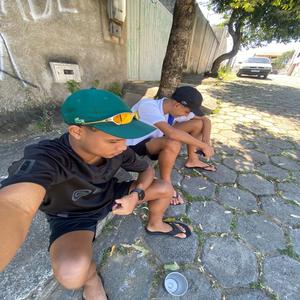 Quando Chego na Pub Vs Dinheiro nao Tras Alegria (feat. Mc Gn)