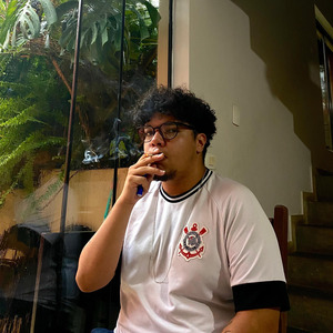 Hoje Eu Pensei em Você