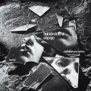 Hablándole al Espejo