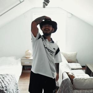 คิดถึงมากเกิน (feat. YOUNGPRAW)