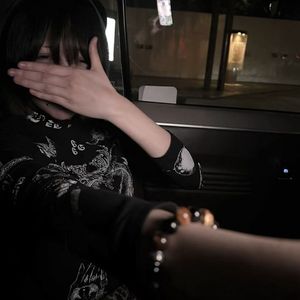 U look so happy when lm not w/u